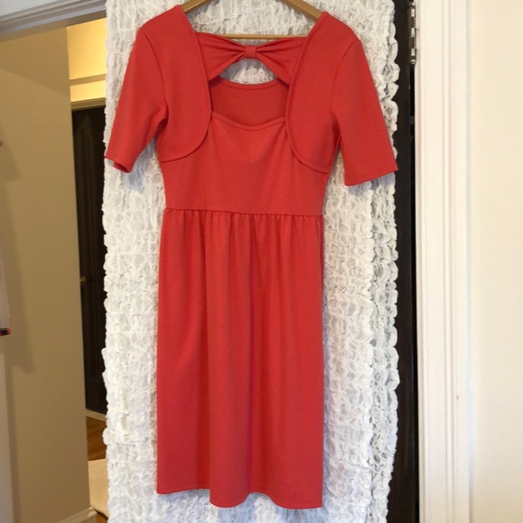 Fun Garnet Hill dress with great bow detail back - Picture 2 of 4